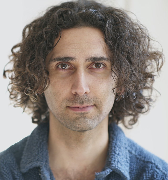 Amir Malaklou (Eddie)